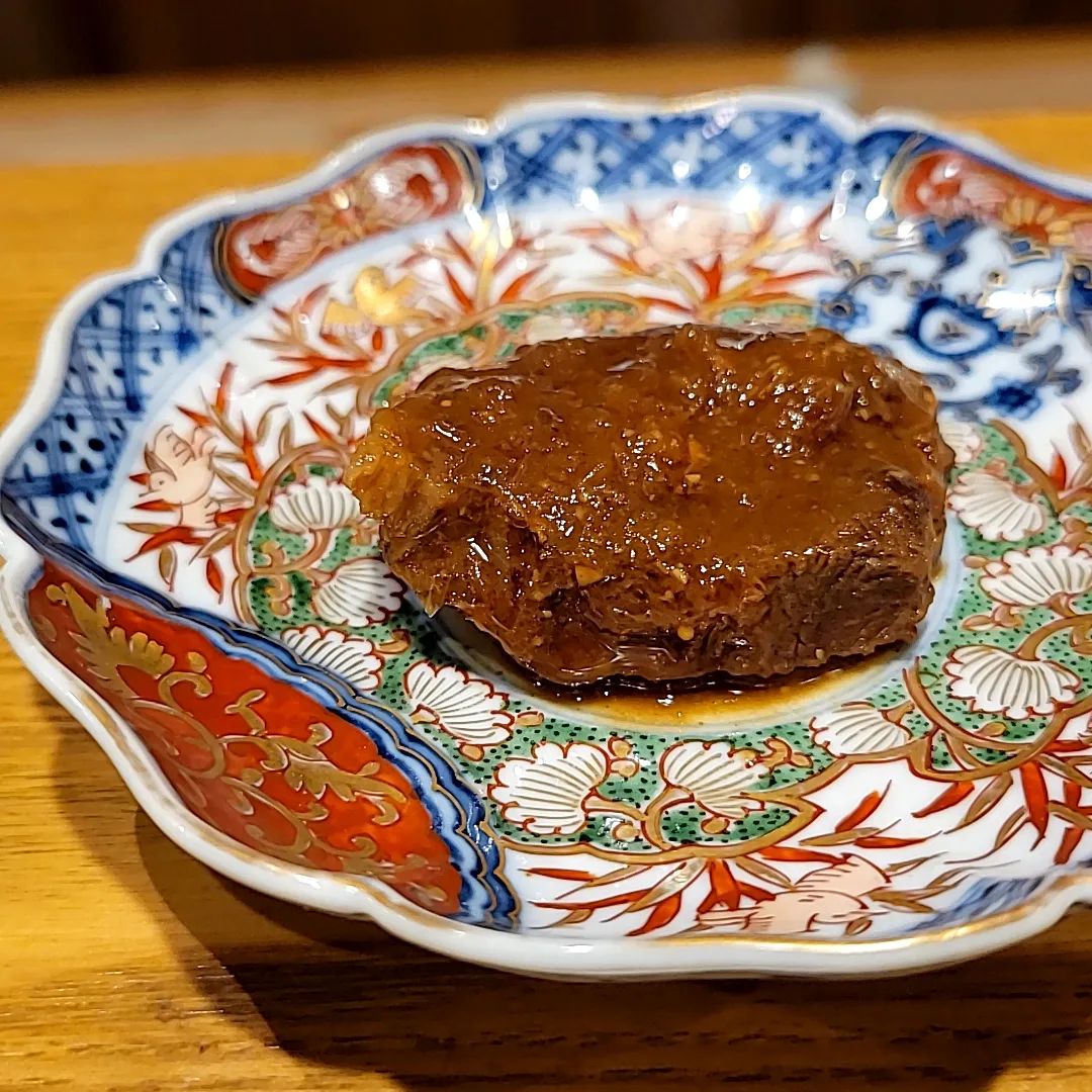 営業開始します！

写真は「牛すね味噌煮」です
つまみ盛り合わせの一品でお出ししてます

　 　 #割烹　 #和食　 #ジビエ　 #コース料理　 #カウンター　 
※※※※※※※※※※※※※※※※※
ご予約はこちらからどうぞ
https://edisone.jp/agarifuji/

浦和区東仲町15-16 1階
料理とお酒　あがりふじ