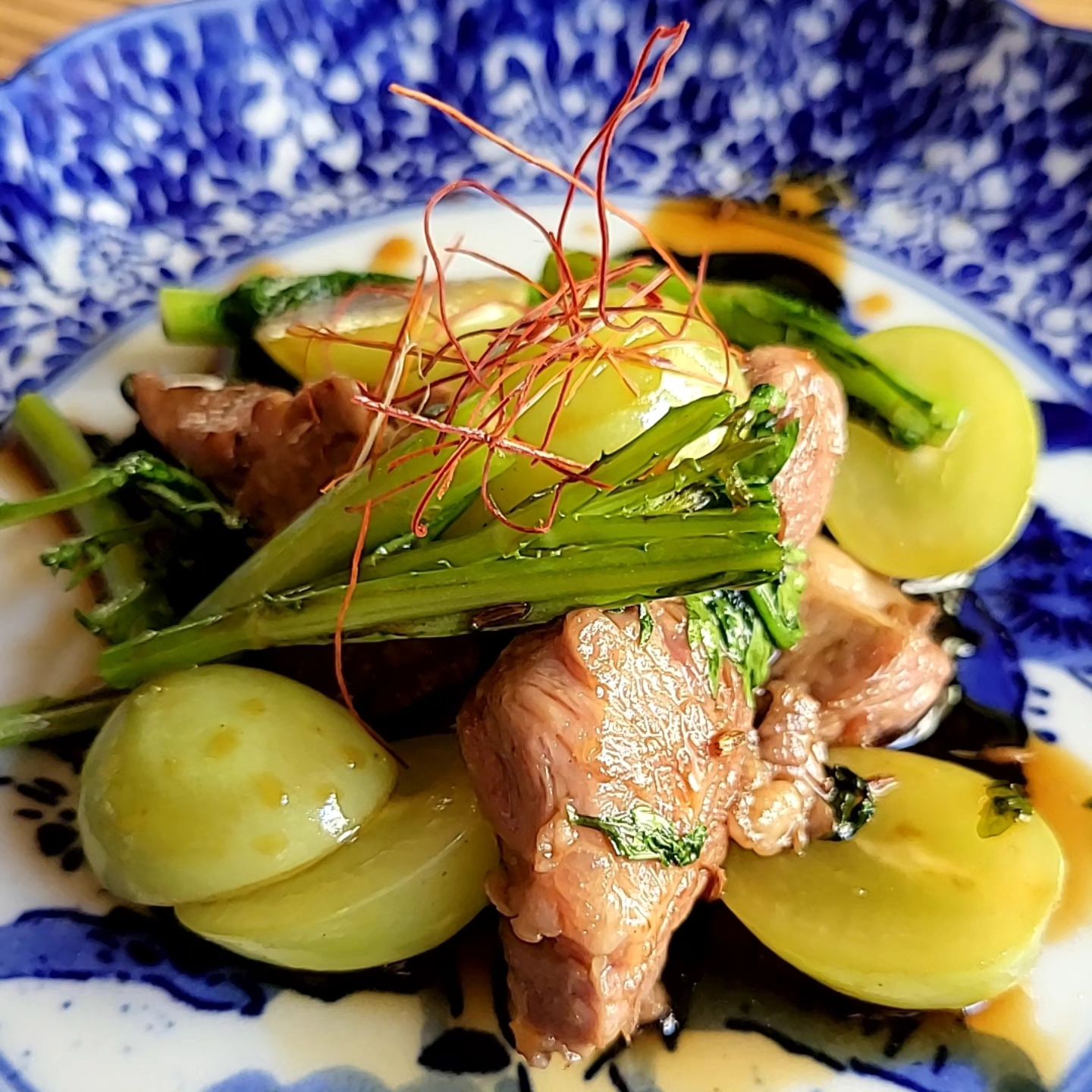 来月の料理
「ラムとシャインマスカット」もしくは
「ラムと巨峰」

どちらも良いので悩ましいところです
※※※※※※※※※※※※※※※※
#浦和ディナー　 #和食　 #コース料理　 #日本酒　 #ジビエ　　 
ご予約はこちらからどうぞ
https://edisone.jp/agarifuji/

料理とお酒　あがりふじ

浦和区東仲町15-16 1階

定休日　月曜

営業時間
12:00〜23:00　※最終入店21:00
(12:00～17:00は２日前までにご予約お願いします)