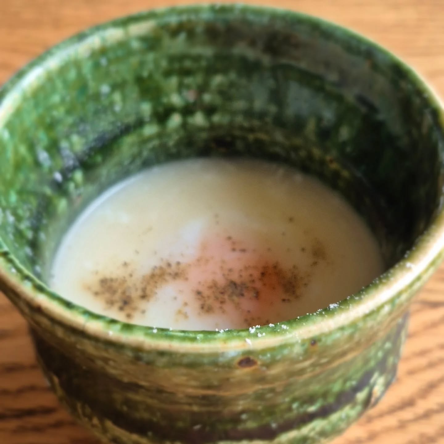 今月の料理
「新玉ねぎすりながし　温玉」

温玉を加えてまろやかな口当たりに

ほっとする味です

※※※※※※※※※※※※※※※※

浦和での両家顔合わせなど節目のお食事や接待
ご家族、友人のグループでのご利用にもおすすめです

ご予約はこちらからどうぞ
https://edisone.jp/agarifuji/

料理とお酒　あがりふじ

浦和区東仲町15-16 1階

定休日　月曜

営業時間
12:00〜23:00　※最終入店21:00
(12:00～17:00は２日前までにご予約お願いします)



# 新玉ねぎ