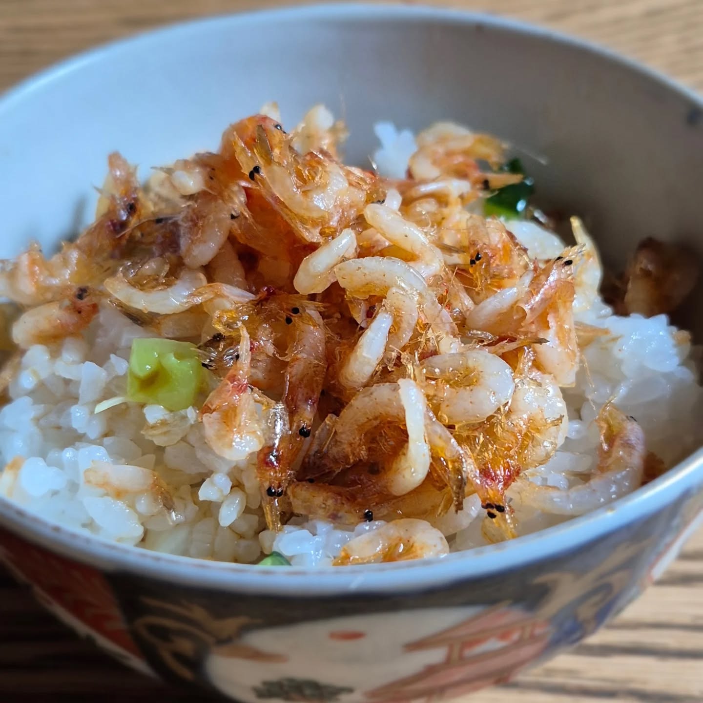 来月の試作
「桜えびと新玉ねぎのごはん」
新玉ねぎ、生姜、胡瓜の混ぜご飯に素揚げした桜えびをのせてます
春らしいごはんです

※※※※※※※※※※※※※※※※

浦和での両家顔合わせなど節目のお食事や接待
ご家族、友人のグループでのご利用にもおすすめです

ご予約はこちらからどうぞ
https://edisone.jp/agarifuji/

料理とお酒　あがりふじ

浦和区東仲町15-16 1階

定休日　月曜

営業時間
12:00〜23:00　※最終入店21:00
(12:00～17:00は２日前までにご予約お願いします)