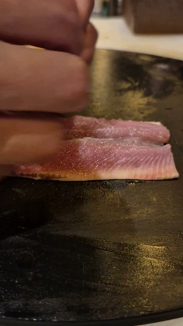 浦和の小さな和食店
季節の食材をひと味違った組み合わせで
コースと好きな料理を選べるアラカルト

12:00〜23:00（L.O.21:00）
※12:00～17:00は2日前までに要予約

月曜定休

ご予約はこちらからどうぞ
https://edisone.jp/agarifuji/

料理とお酒　あがりふじ

浦和区東仲町15-16 ,FourLeaf ,1階

定休日　月曜

営業時間
12:00〜23:00　
※最終入店21:00
(12:00～17:00は２日前までにご予約お願いします)